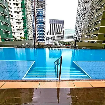 Serene Minimalist Studio Inside It Park Cebu