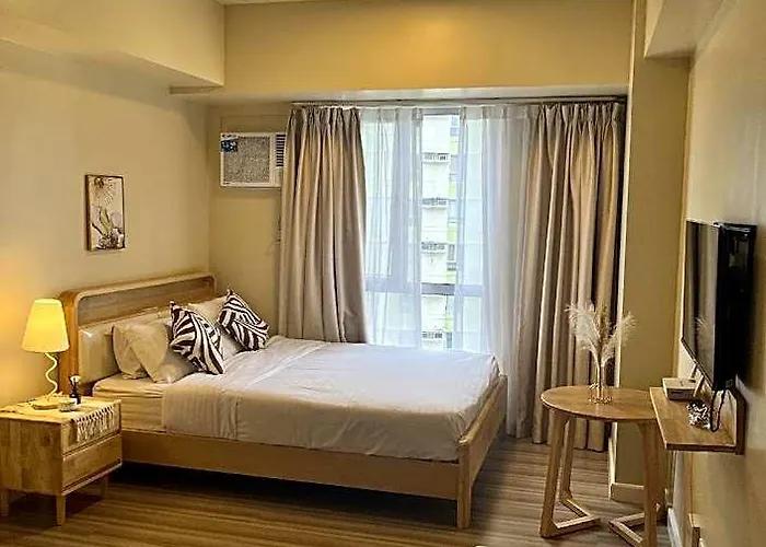 Serene Minimalist Inside It Park 5*