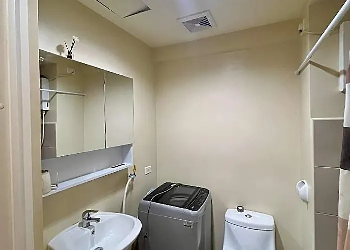Serene Minimalist Inside It Park 5*